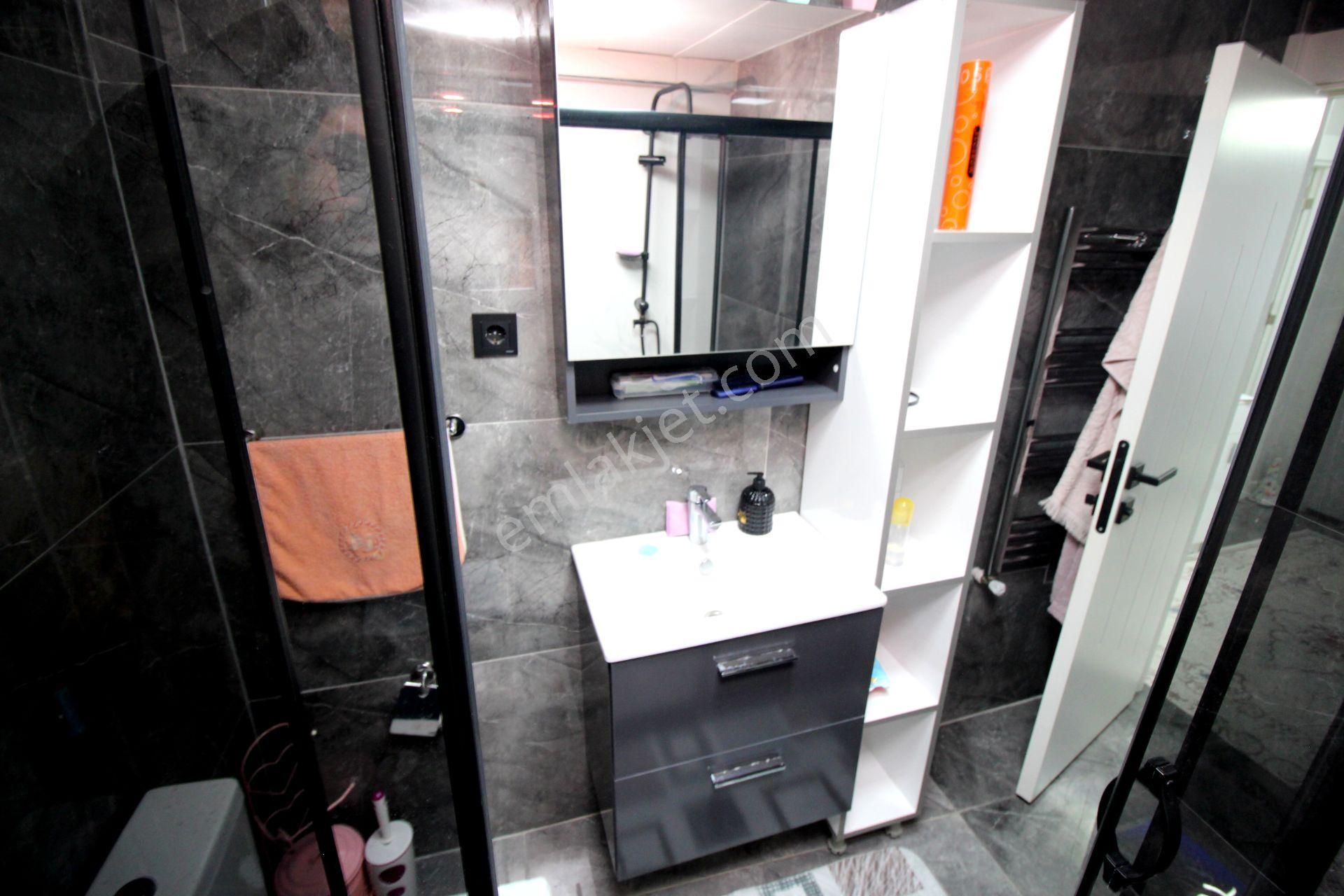 Emre Emlak'tan Atakent'te Full Yapılı Ön Cephe Katta 2+1 Satılık Daire - Görsel 21