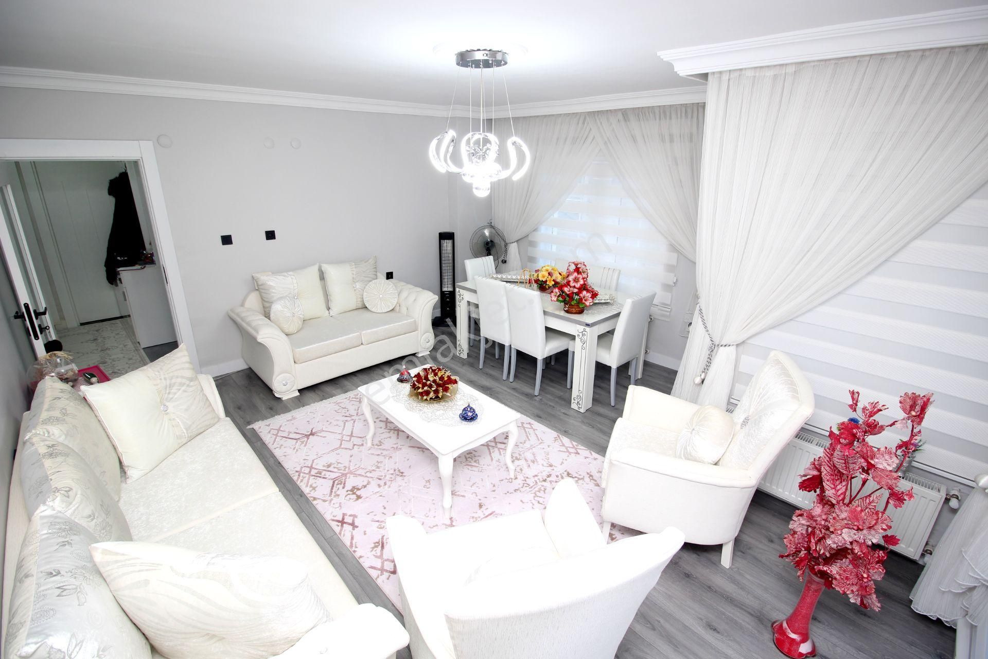 Emre Emlak'tan Atakent'te Full Yapılı Ön Cephe Katta 2+1 Satılık Daire - Görsel 7