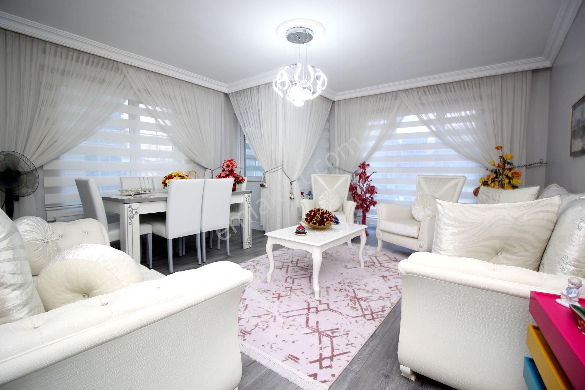 Emre Emlak'tan Atakent'te Full Yapılı Ön Cephe Katta 2+1 Satılık Daire - Görsel 11