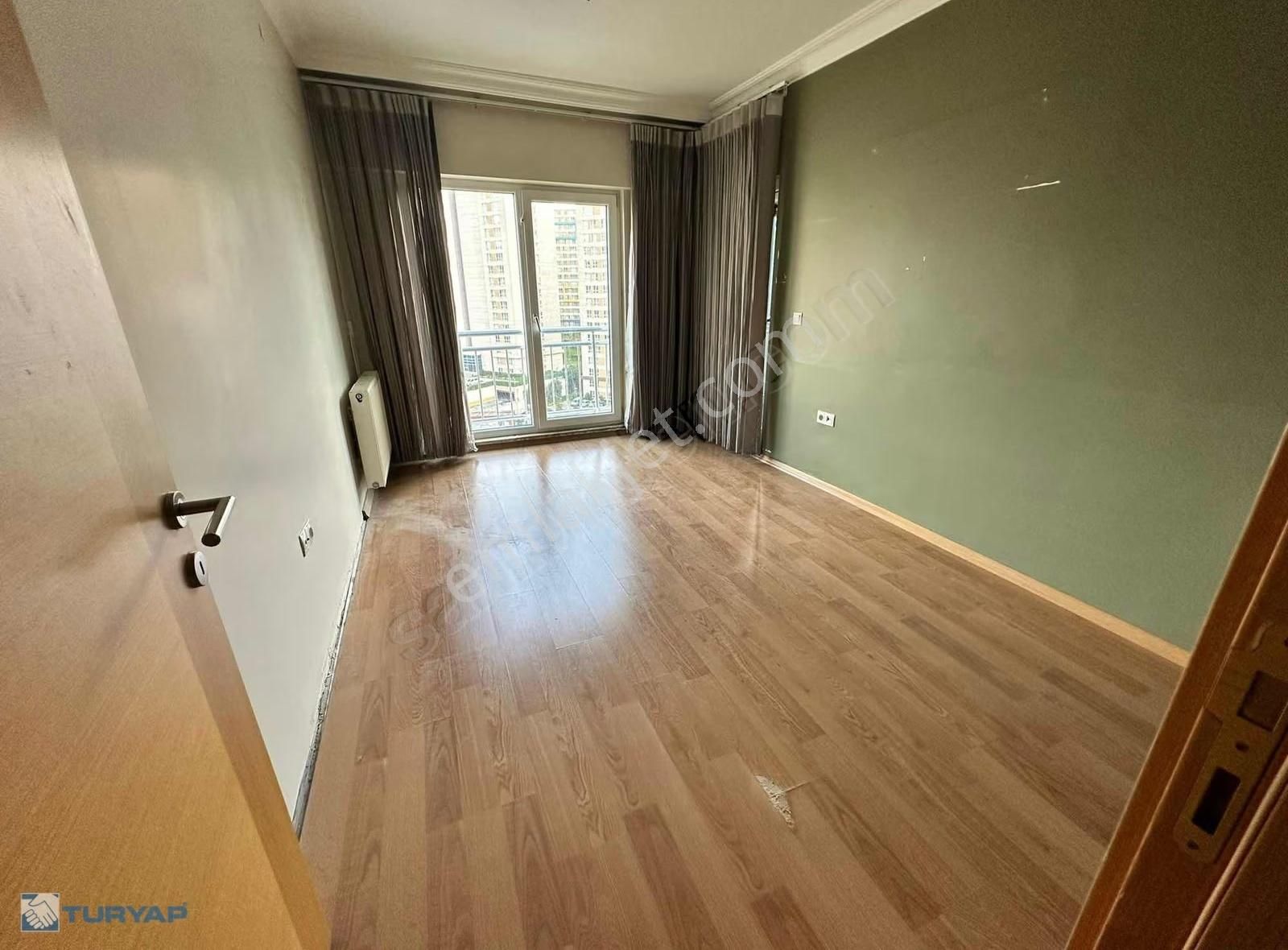 1 İstanbul Sitesi Havuz Ve Peyzaj Manz. 160 M2 3+1 Kiralık - Görsel 14