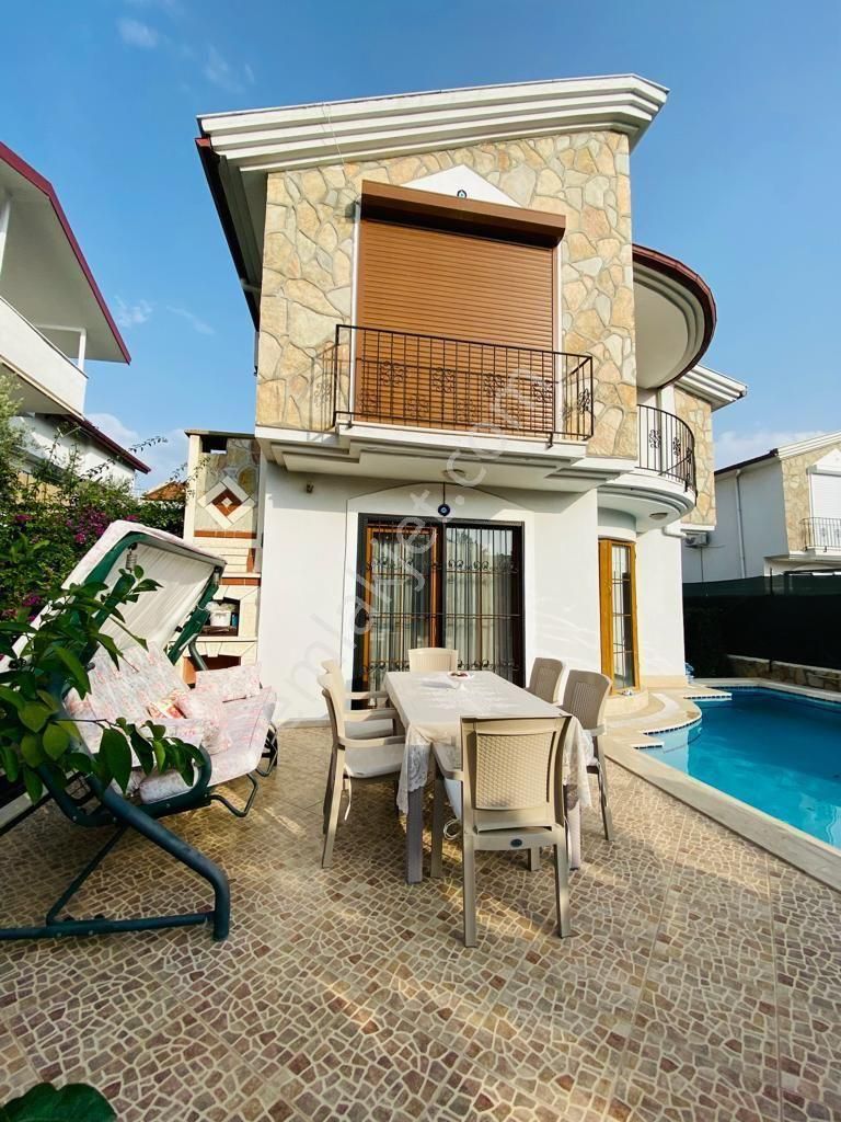 Akarca Mahallesi Satılık Müstakil 4+1 Villa - Görsel 33