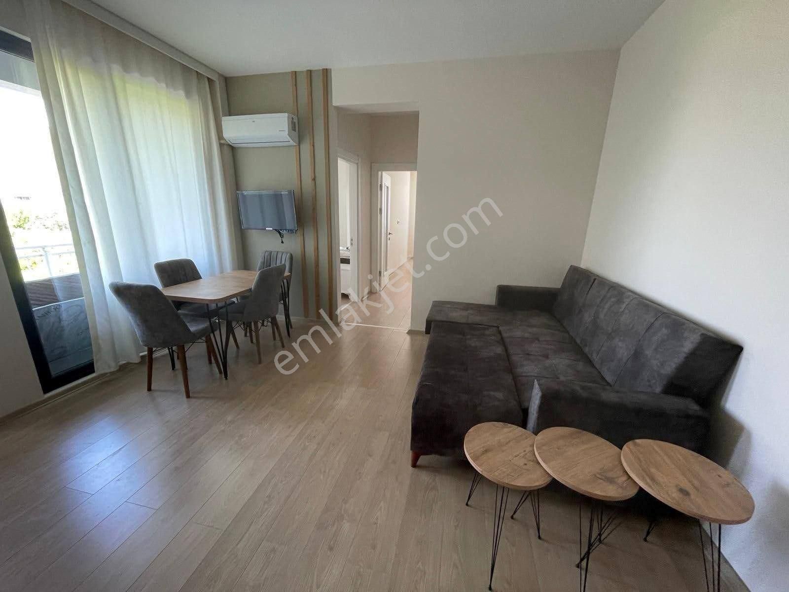 Havuzlu Rezidansta Kiralık Eşyalı 2+1 Daire Ref.kodu:6035 - Görsel 18