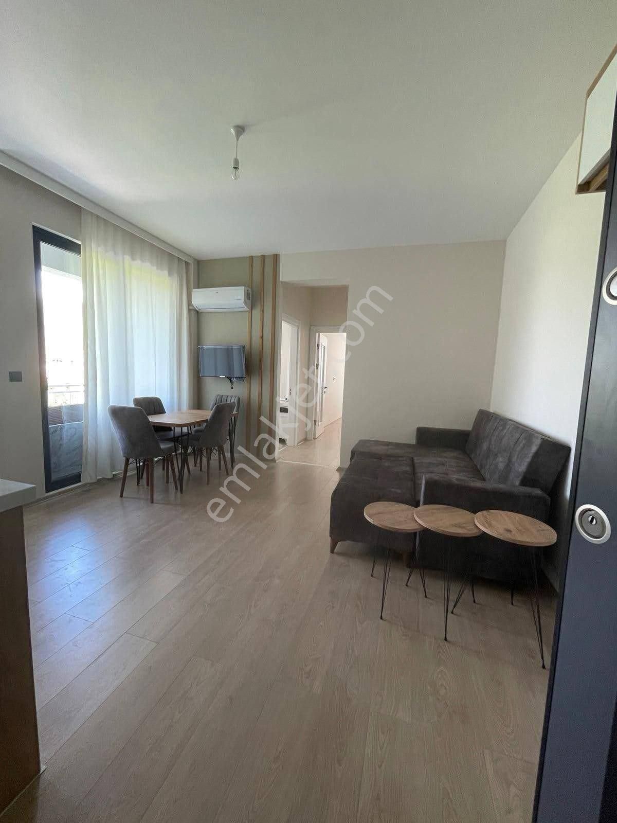 Havuzlu Rezidansta Kiralık Eşyalı 2+1 Daire Ref.kodu:6035 - Görsel 14
