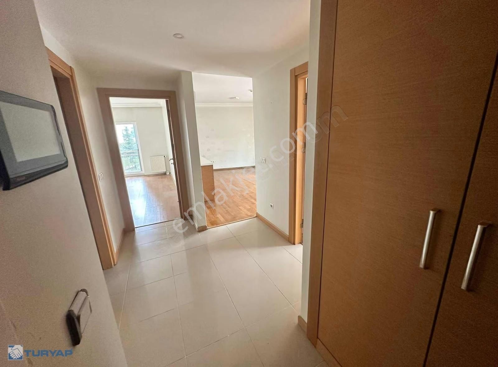 Bir İstanbul Evlerinde 2+1 Kiralık Daire - Görsel 2