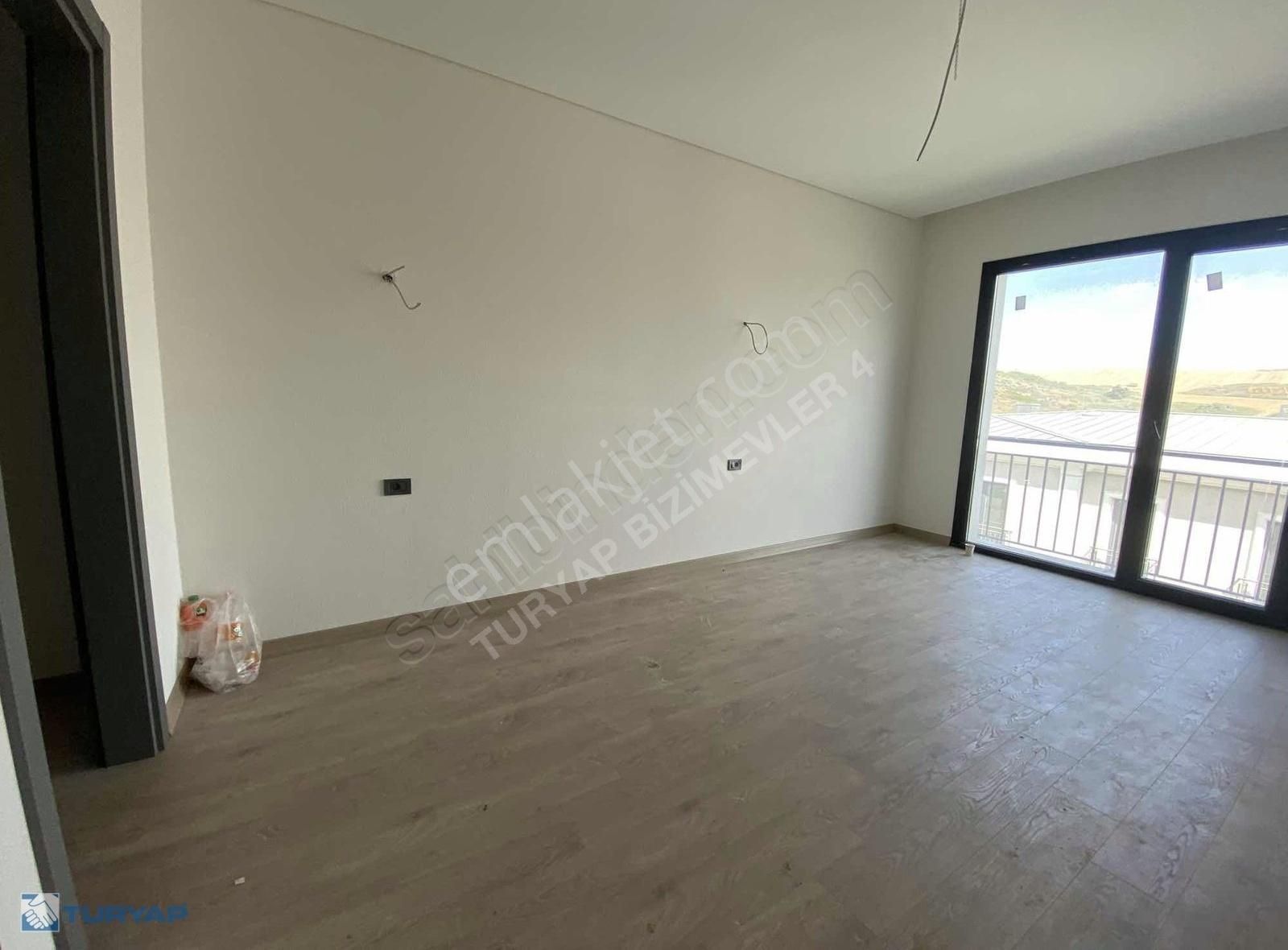 Alya Bahçe'de Muhteşem Konumlu 300 M2 Bahçe Alanı Olan 6+1 Villa - Görsel 13