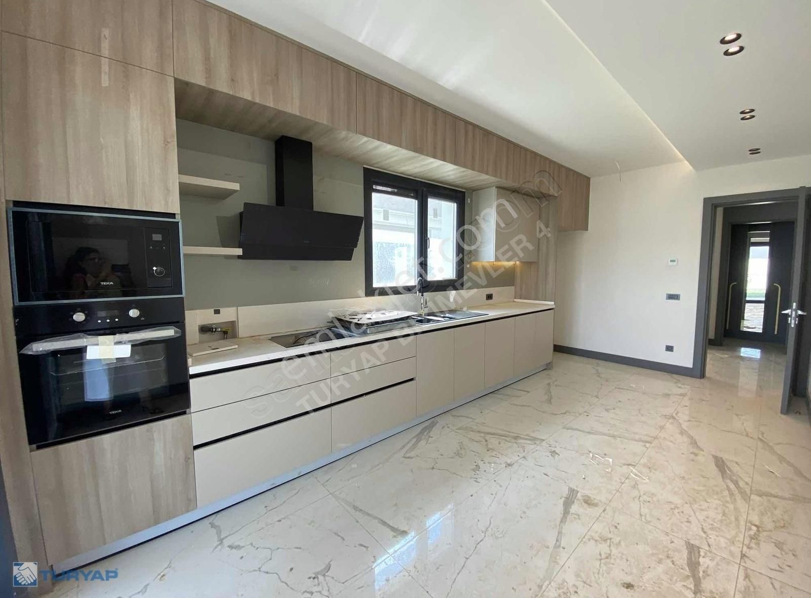 Alya Bahçe'de Muhteşem Konumlu 300 M2 Bahçe Alanı Olan 6+1 Villa - Görsel 6