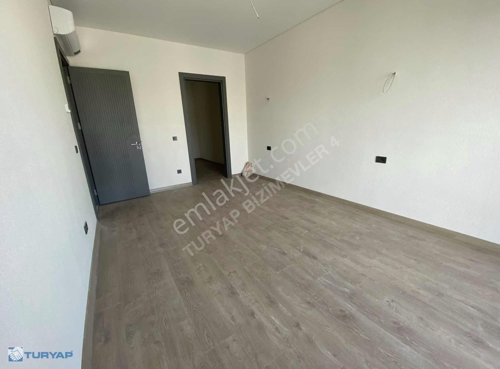 Alya Bahçe'de Muhteşem Konumlu 300 M2 Bahçe Alanı Olan 6+1 Villa - Görsel 20