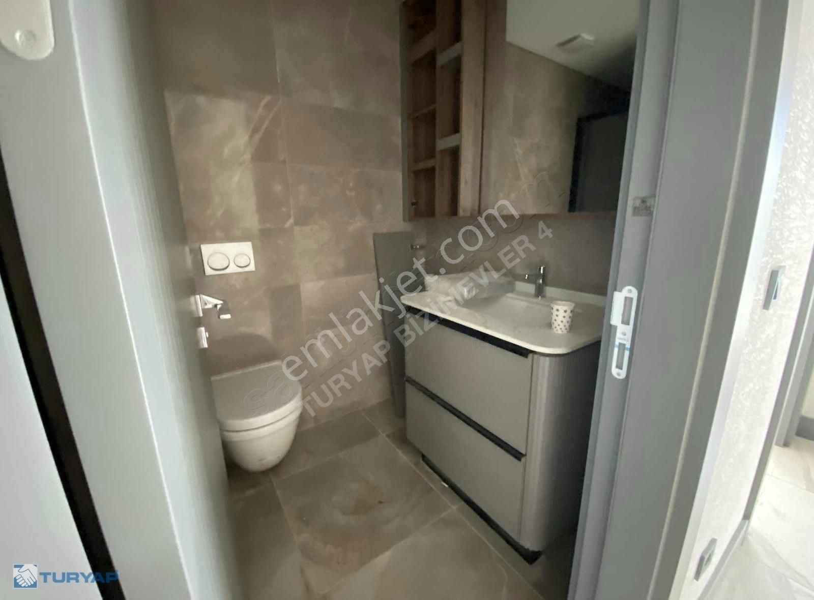 Alya Bahçe'de Muhteşem Konumlu 300 M2 Bahçe Alanı Olan 6+1 Villa - Görsel 5