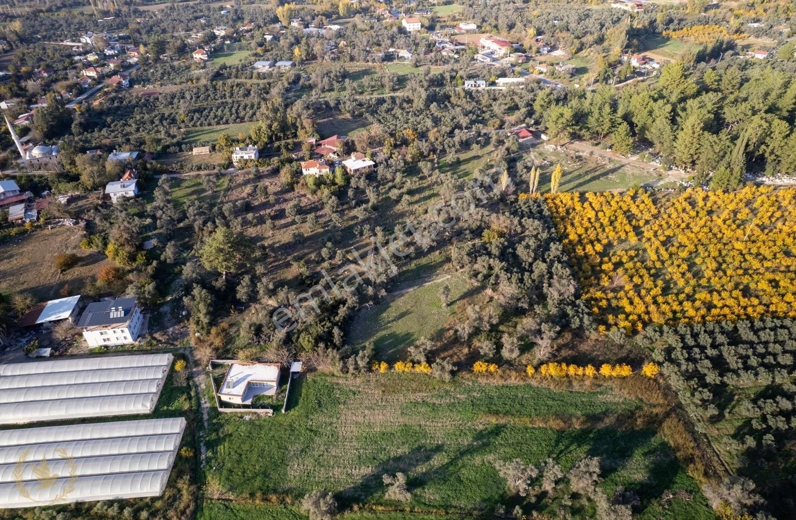 Girmelerde 2865m2 Arazi ,kadastrol Yol +anayol'a 1 Parsel Mesafe