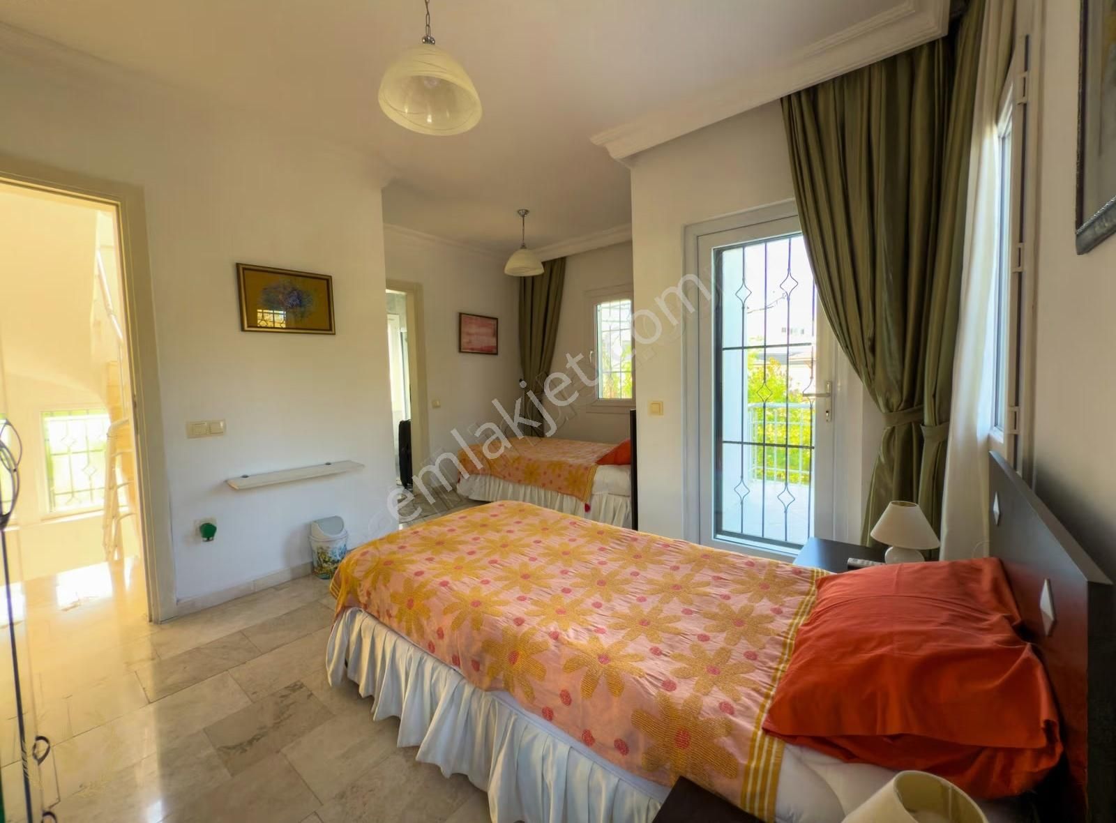 Çalış Plajına 300m ,müstakil 475m2 Bahçe |3+1 Triplex Villa - Görsel 2