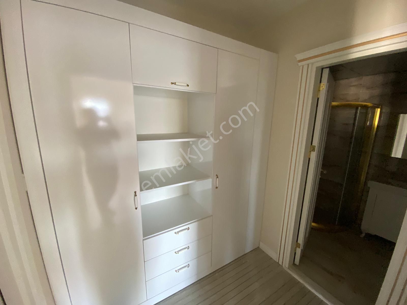 Karınca'dan Akdeniz Mh'de Giyinme Odalı Ebeveyn Banyolu 4+1 Satılık - Görsel 19