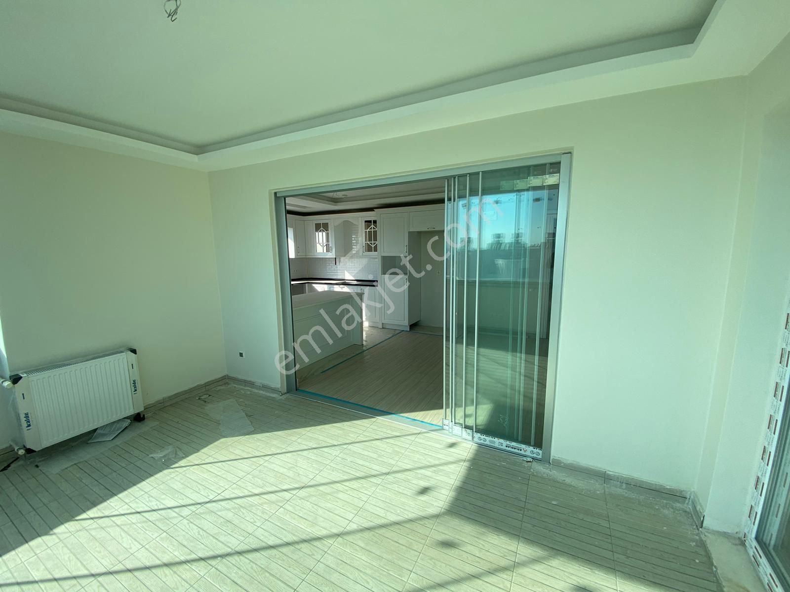 Karınca'dan Akdeniz Mh'de Giyinme Odalı Ebeveyn Banyolu 4+1 Satılık - Görsel 11