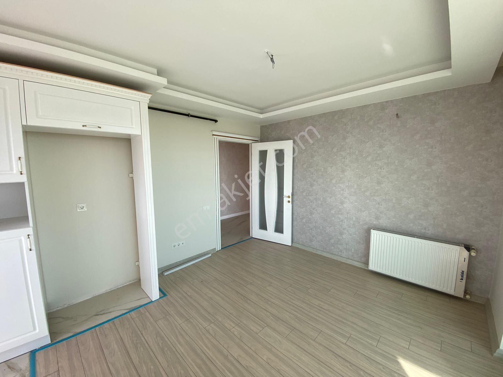 Karınca'dan Akdeniz Mh'de Giyinme Odalı Ebeveyn Banyolu 4+1 Satılık - Görsel 8