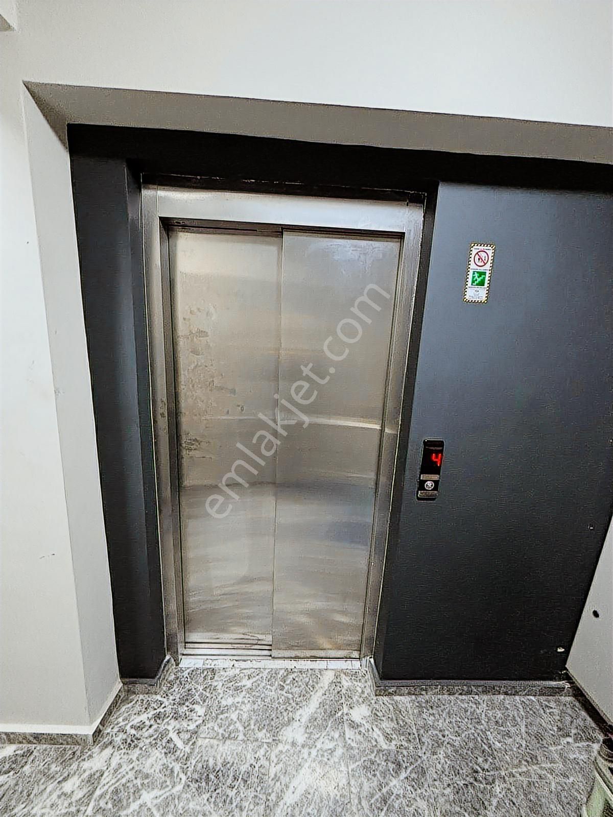 Toprak İnşaat Emlak İstanbul'dan Satılık Sıfır Lüks Daire - Görsel 4