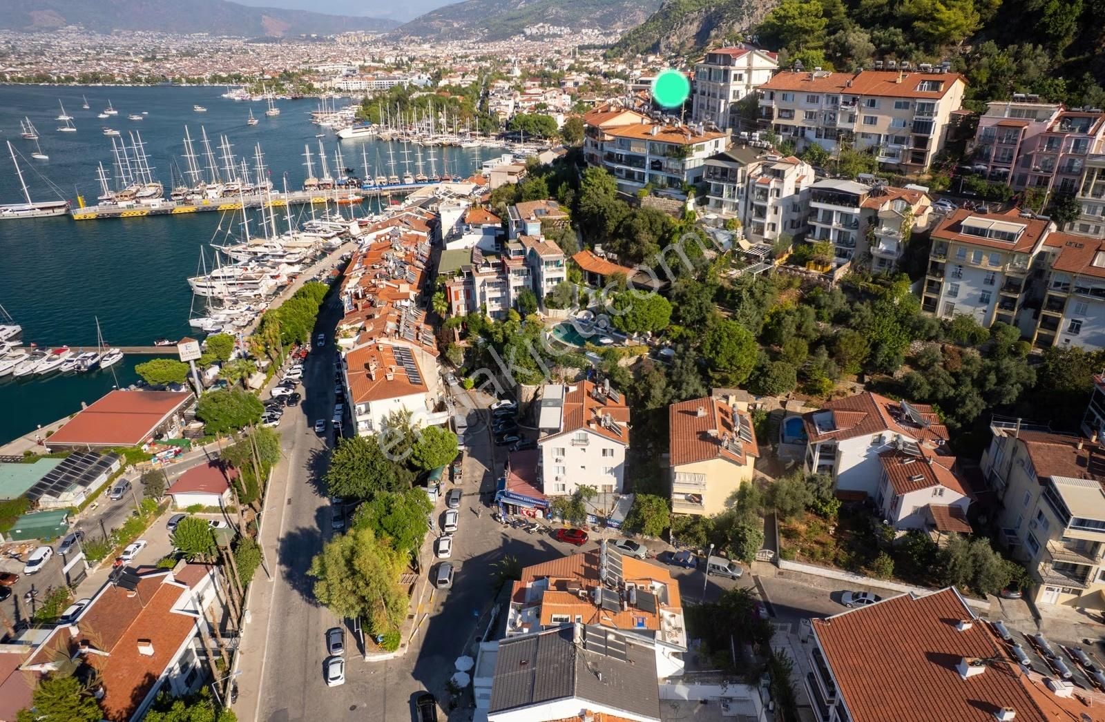 Deniz Manzarası ,140m2 ,2+1 Lüks Daire - Görsel 2