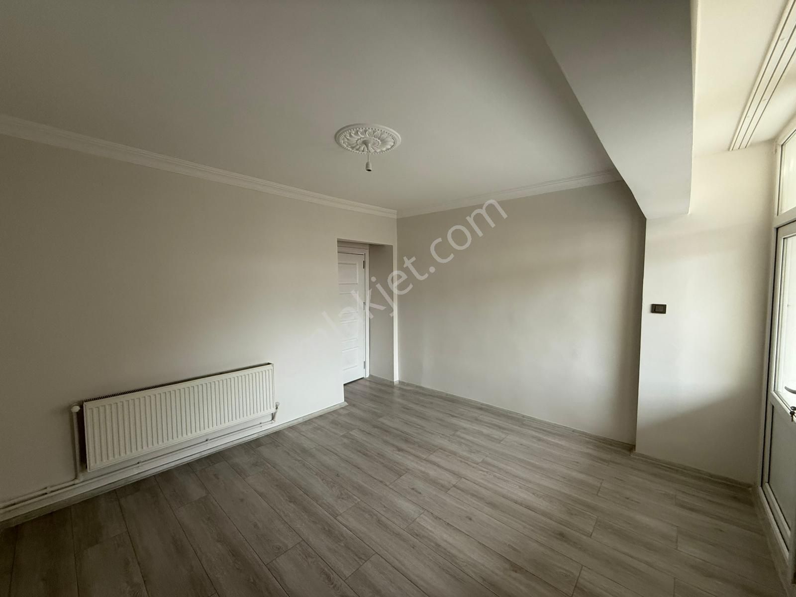 Aras Gyo'dan Dumlupınar Mah. Zemin Kat 3+1 İçerisi Sıfır Yapılı Zemin Kat Daire - Görsel 11