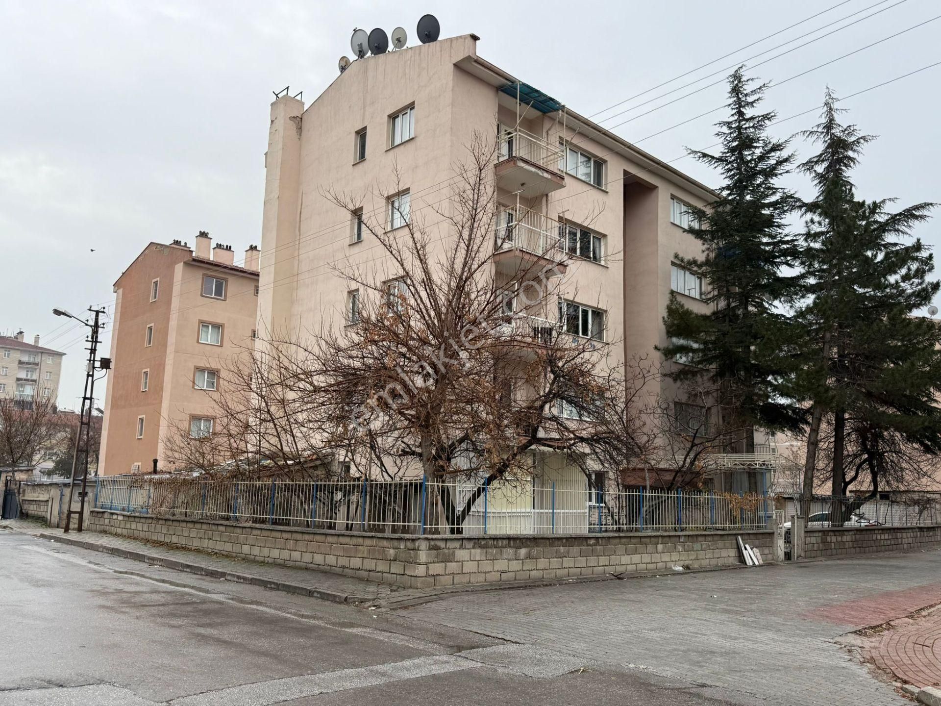 Aras Gyo'dan Dumlupınar Mah. Zemin Kat 3+1 İçerisi Sıfır Yapılı Zemin Kat Daire - Görsel 35