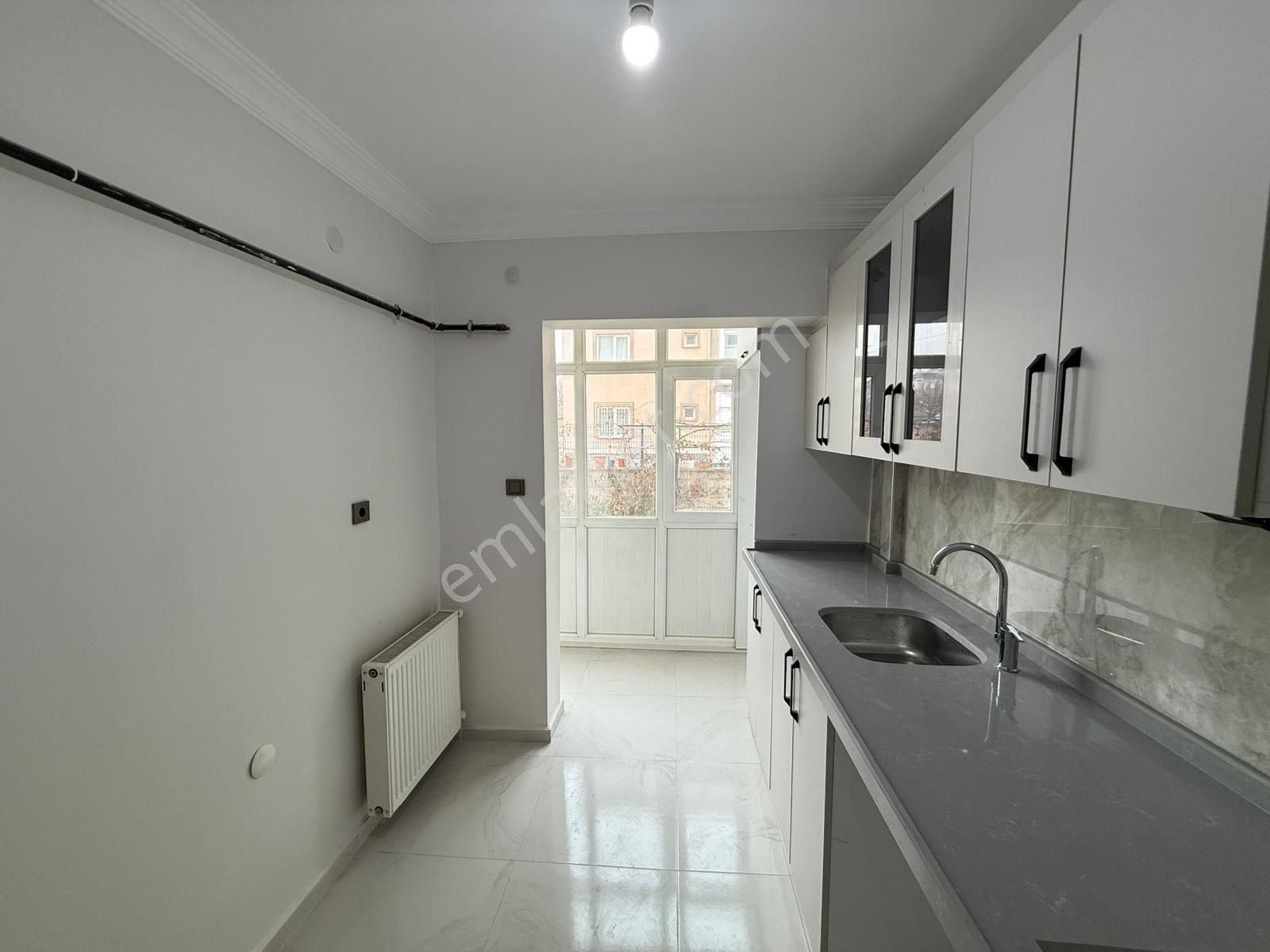 Aras Gyo'dan Dumlupınar Mah. Zemin Kat 3+1 İçerisi Sıfır Yapılı Zemin Kat Daire - Görsel 4