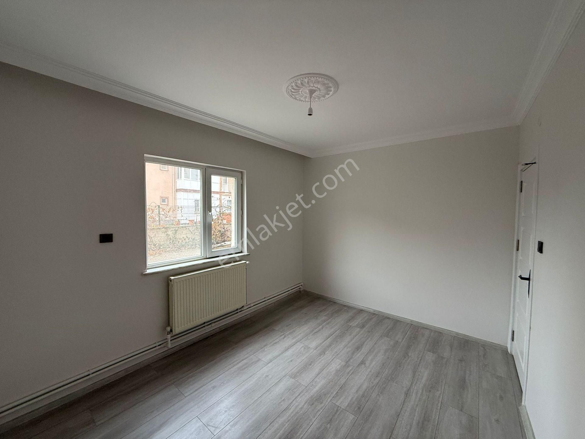 Aras Gyo'dan Dumlupınar Mah. Zemin Kat 3+1 İçerisi Sıfır Yapılı Zemin Kat Daire - Görsel 13