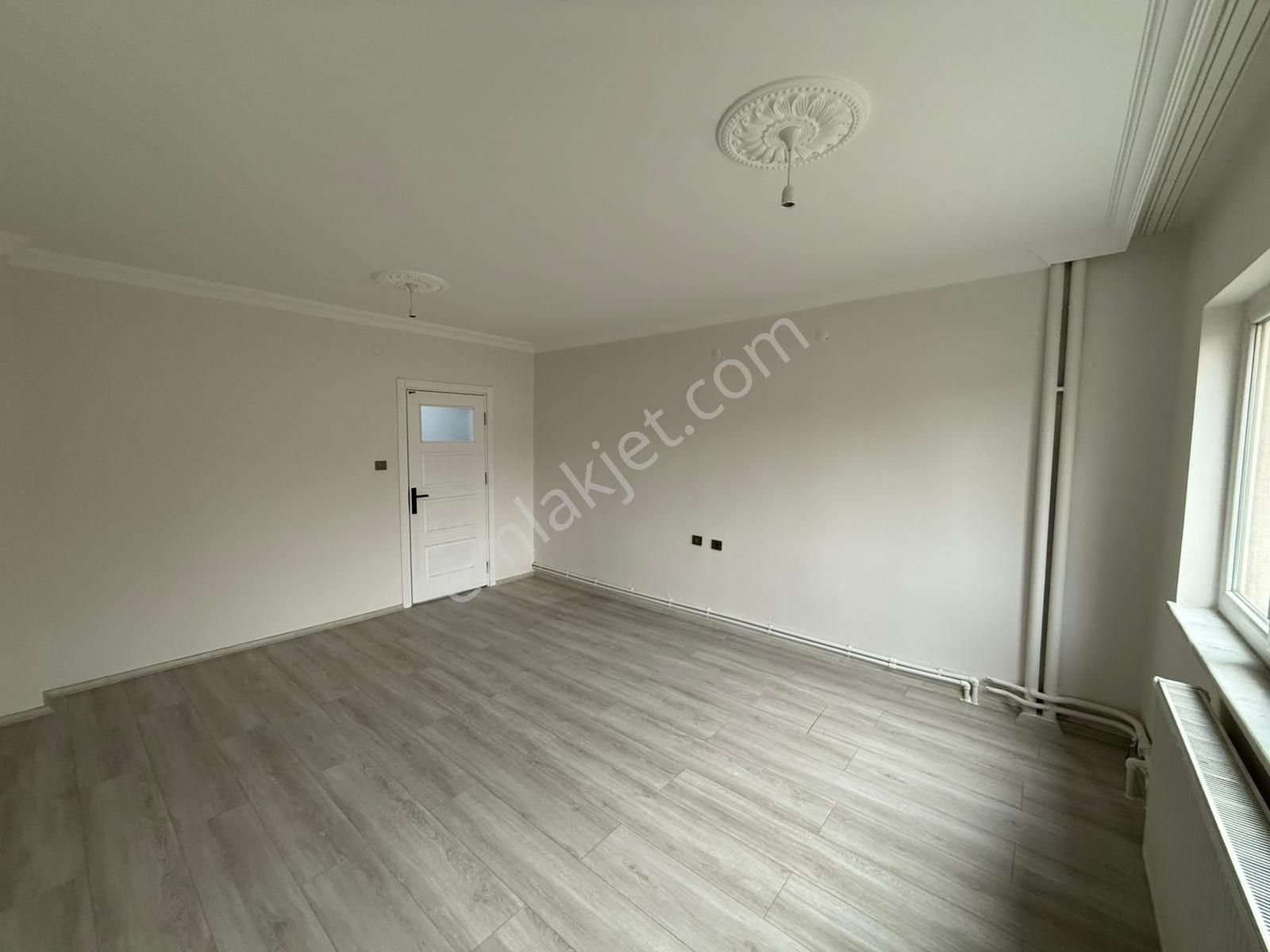 Aras Gyo'dan Dumlupınar Mah. Zemin Kat 3+1 İçerisi Sıfır Yapılı Zemin Kat Daire - Görsel 15