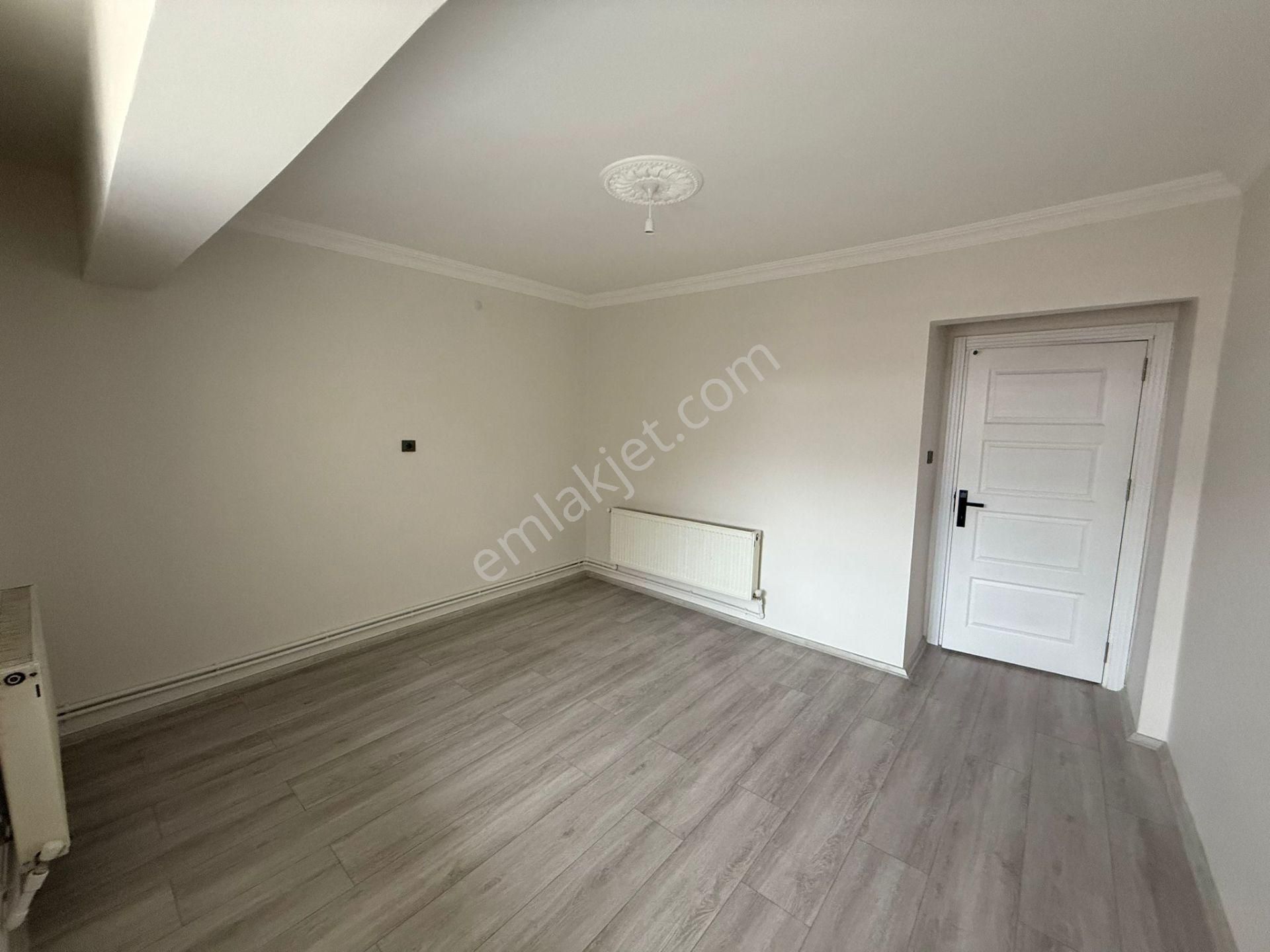 Aras Gyo'dan Dumlupınar Mah. Zemin Kat 3+1 İçerisi Sıfır Yapılı Zemin Kat Daire - Görsel 14