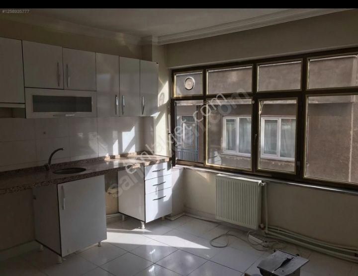 Bursa İnegöl Süleymaniye Mah.188m2 3+1 3. Kat Kiracılı Satılık Daire