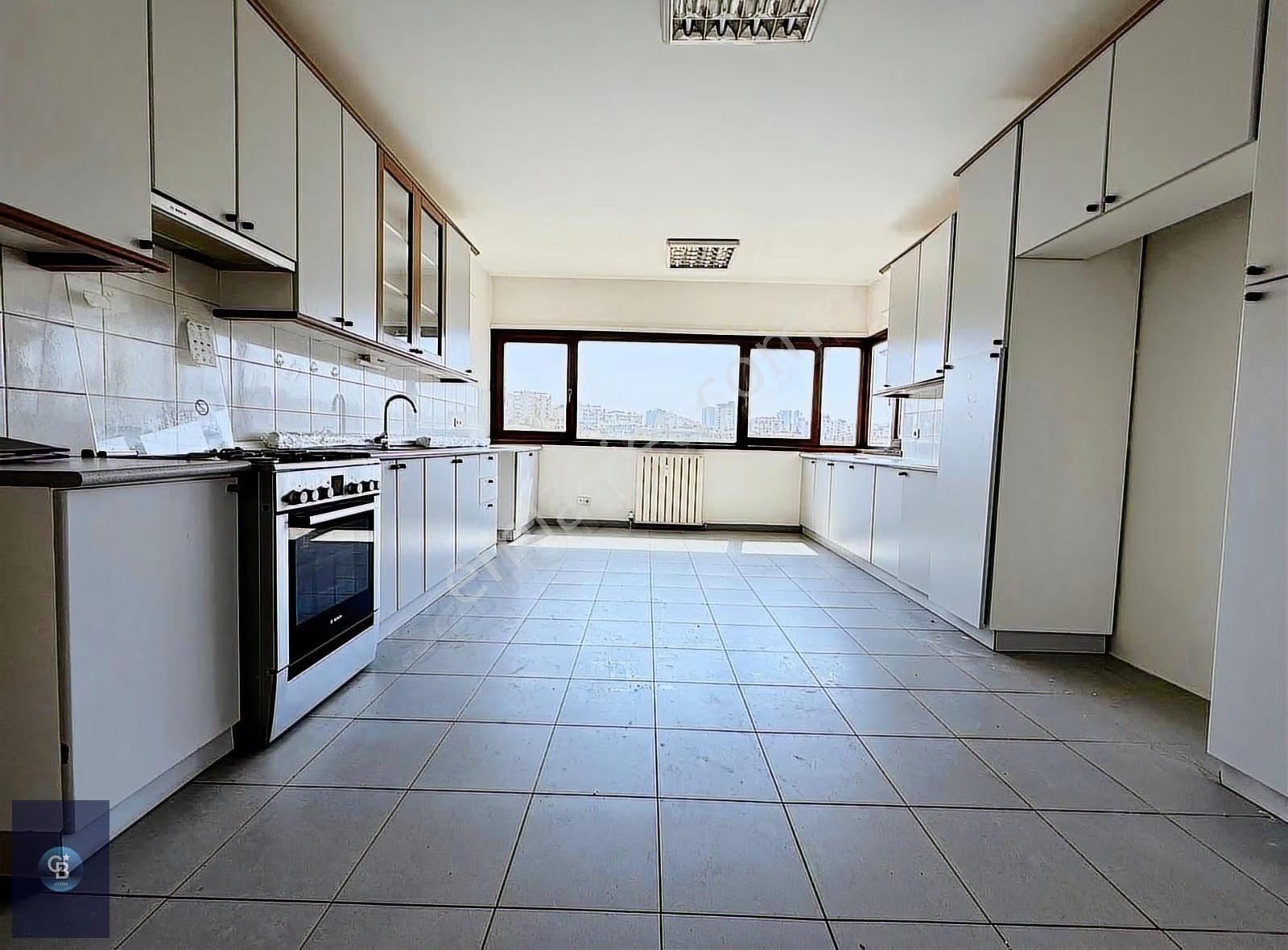 Çankaya'da Portakal Çiçeği Parkı Manzaralı Kiralık 5+1 Daire - Görsel 2