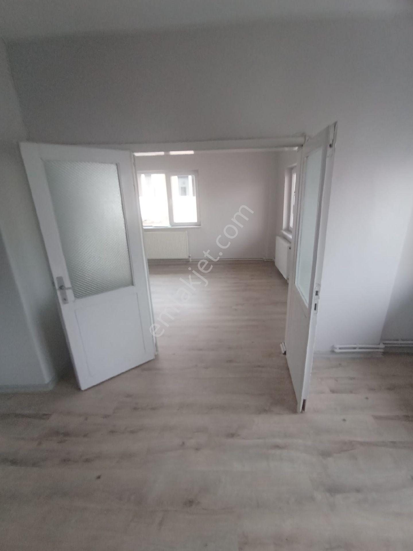 Yıldız Gayrımenkul'den Selçuklu Mahallesi 3+1 Kiralık Daire ! - Görsel 8