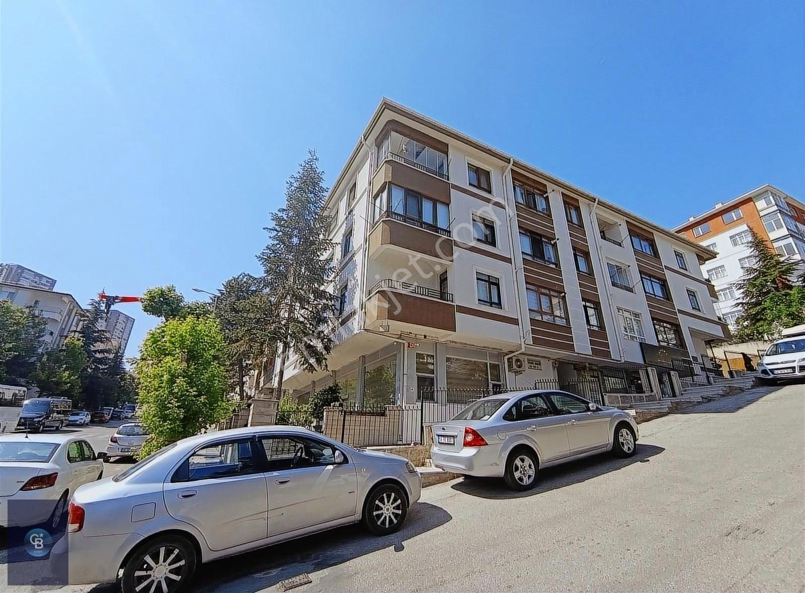 Dikmen Hürriyet Caddesinde Satılık İşyeri Dükkan - Görsel 4