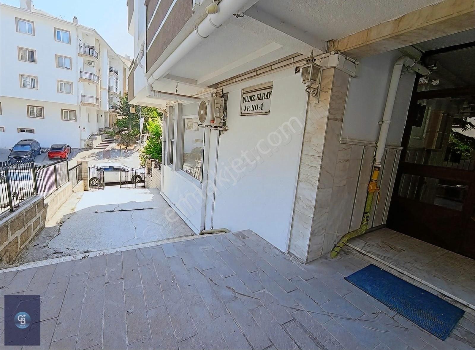 Dikmen Hürriyet Caddesinde Satılık İşyeri Dükkan - Görsel 7