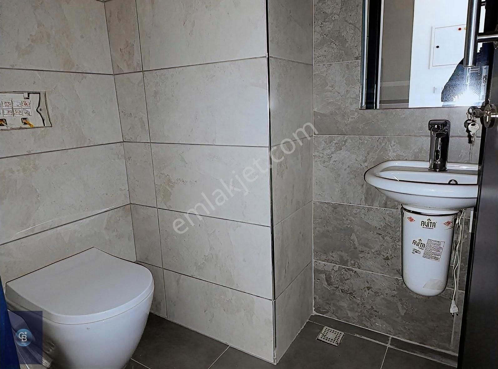 Dışkapı Metro Çıkışı Ofis 110 Plazada Satılık Ofis