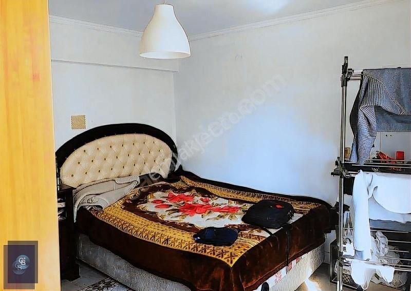 Çankaya Yıldızevler Mh. Belediye Blokları Satılık 2+1 Daire