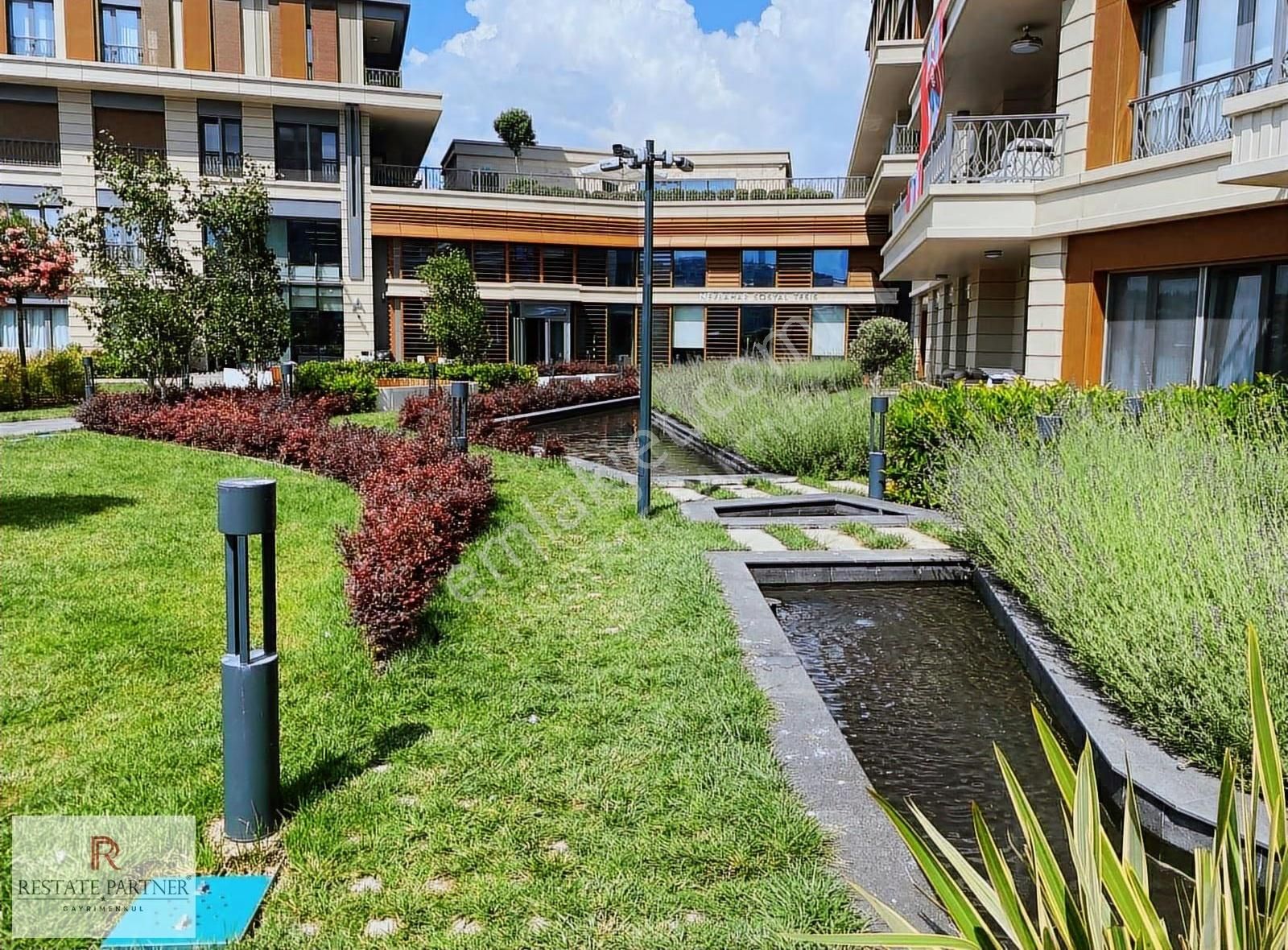 Üsküdar Nevbahar Sitesi 1+1 Luks Bahçe Katı - Görsel 16