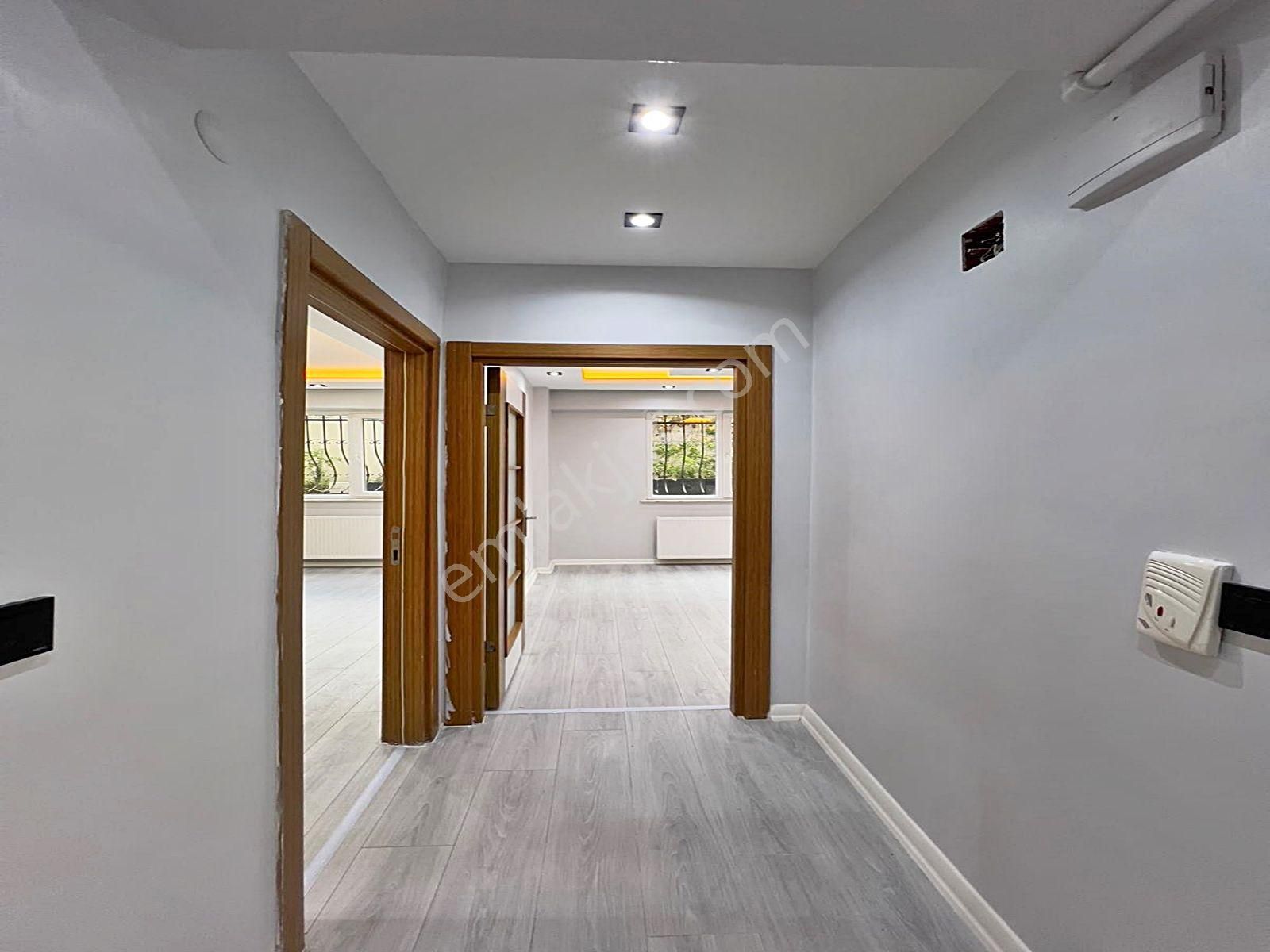 Cadde34'den Metrobüse Yürüme Mesafesinde %80 Krediye Uygun Çift Bahçeli Giriş Seviyesinde Bahçe Katı - Görsel 9