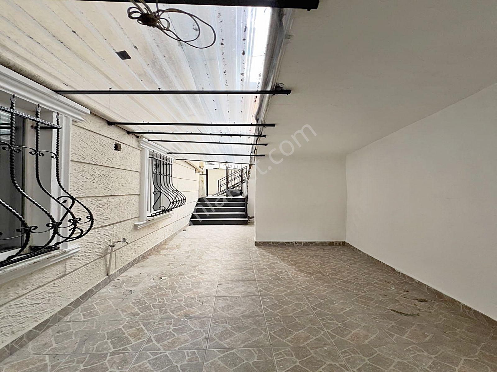 Cadde34'den Metrobüse Yürüme Mesafesinde %80 Krediye Uygun Çift Bahçeli Giriş Seviyesinde Bahçe Katı - Görsel 5