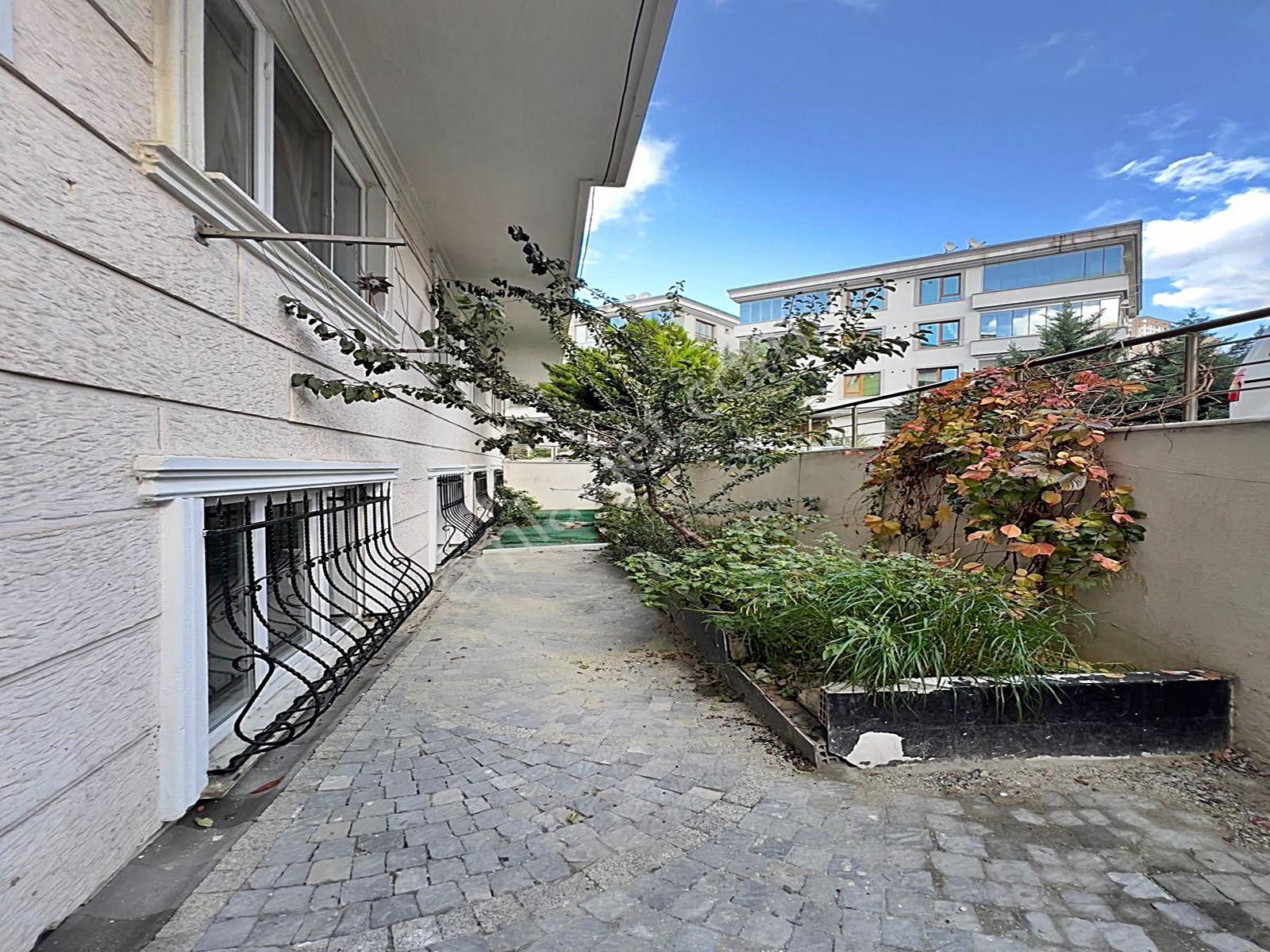 Cadde34'den Metrobüse Yürüme Mesafesinde %80 Krediye Uygun Çift Bahçeli Giriş Seviyesinde Bahçe Katı - Görsel 17