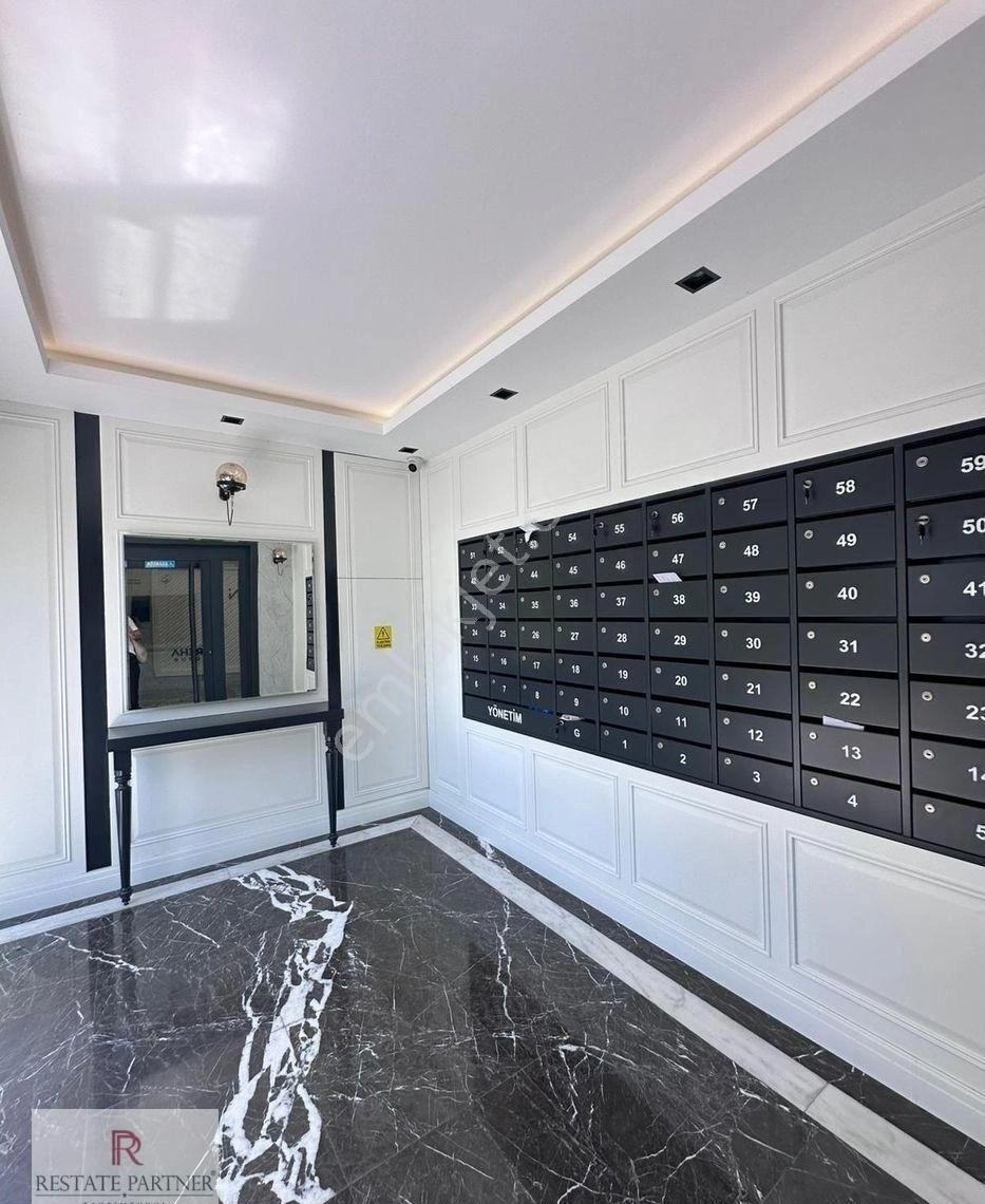 Kozyatağı Kiralık 3+1 5 Yaşında Daire - Görsel 12