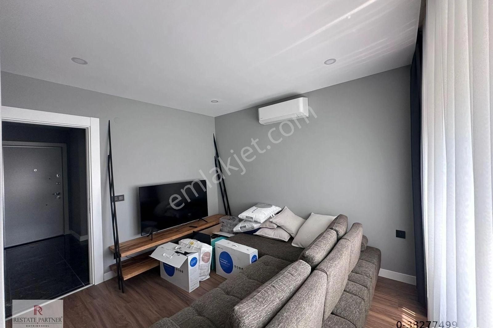 Kozyatağı Kiralık 3+1 5 Yaşında Daire - Görsel 2