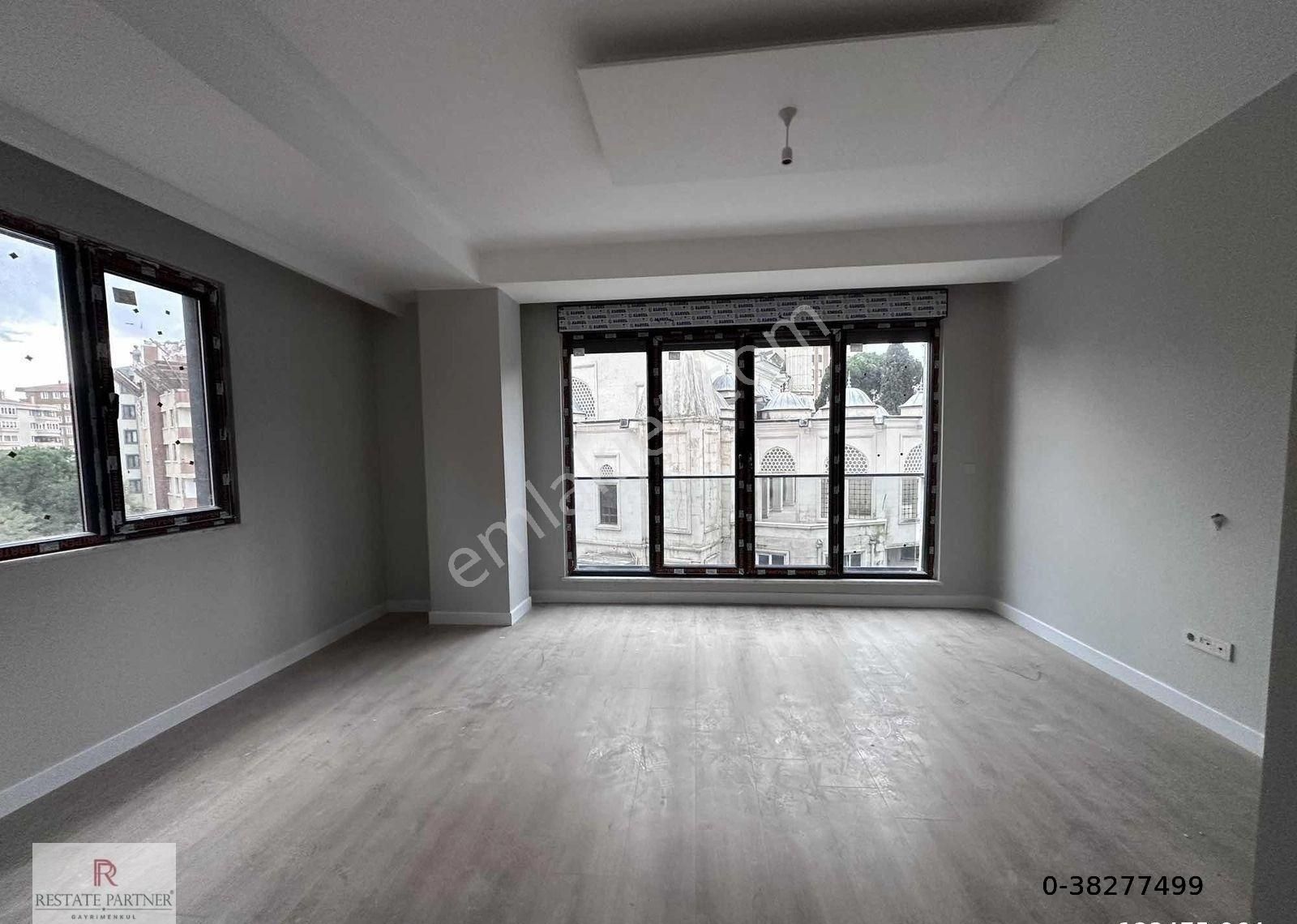 Merdivenköy Sıfır Balkonlu Satılık 2+1 Oturuma Hazır Daire - Görsel 30