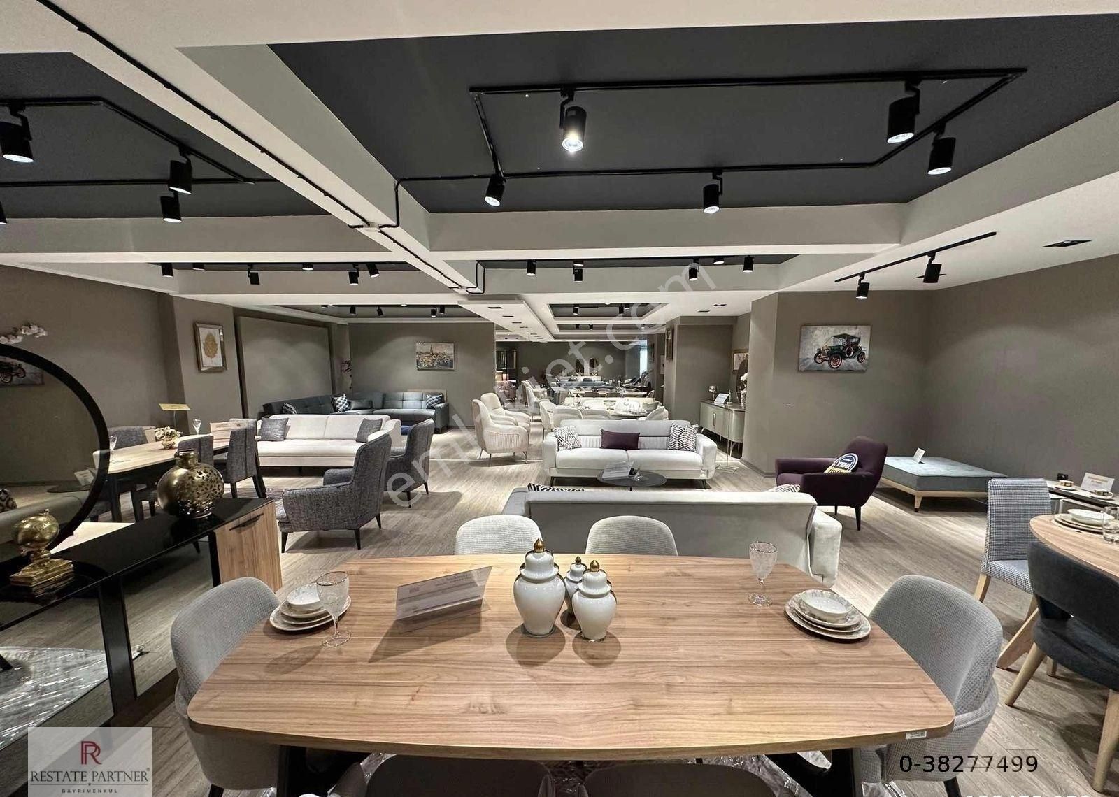 Küçüksu Cad. Üzeri Köşe Konumda Üç Katlı Muazzam Showroom Mağaza - Görsel 35