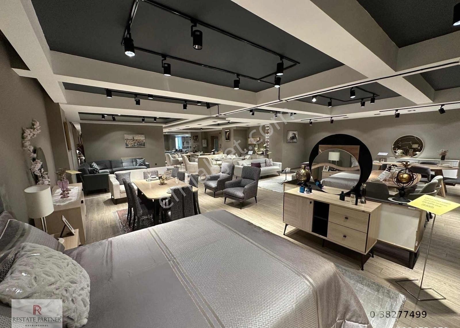 Küçüksu Cad. Üzeri Köşe Konumda Üç Katlı Muazzam Showroom Mağaza - Görsel 27
