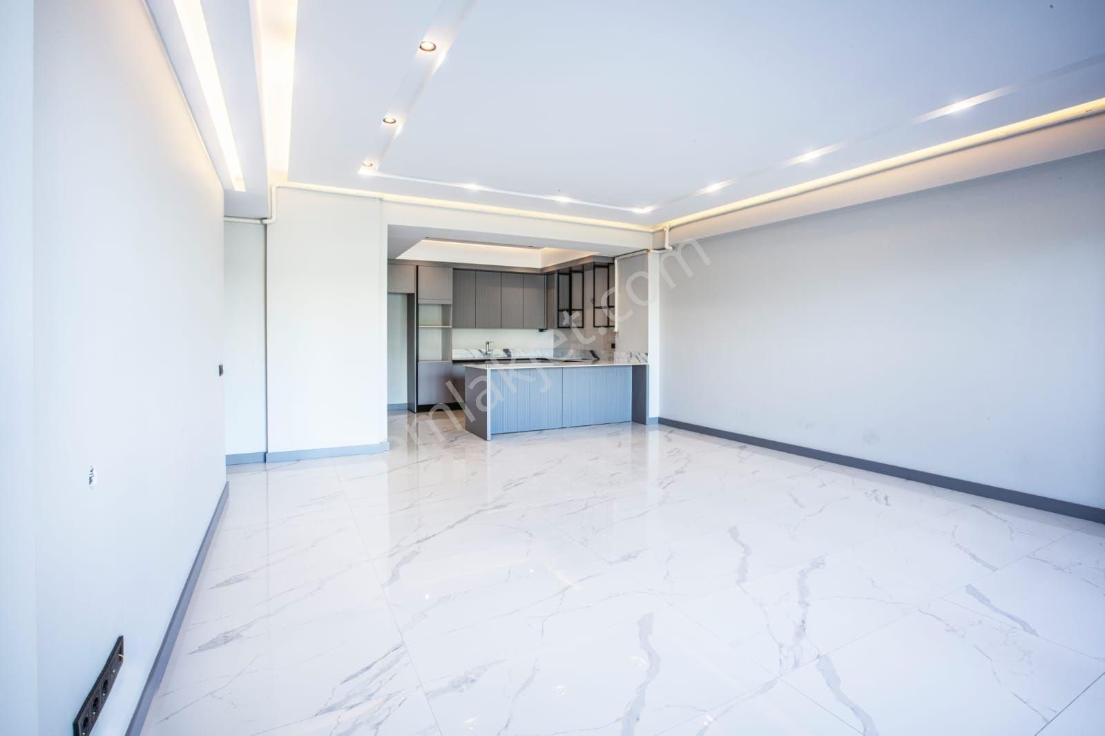 Kuşadası Şehir Merkezinde Havuzlu Türk Hamamlı Saunalı Sitede Yerden Isıtmalı 3+1 150 M2 Sıfır Daire - Görsel 30