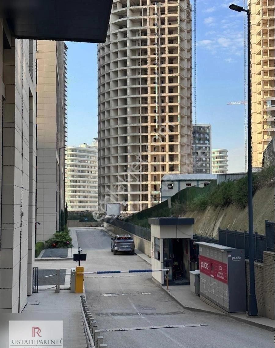 Fikirtepe Torkam Sitesi Peyzaj Cephe Satılık 1+1 - Görsel 5