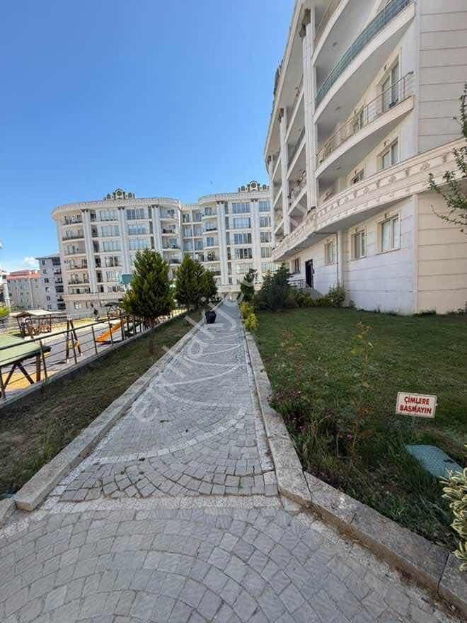 Yorulmaz Saraylarında Peyzaj Cephe 2.1 - Görsel 14