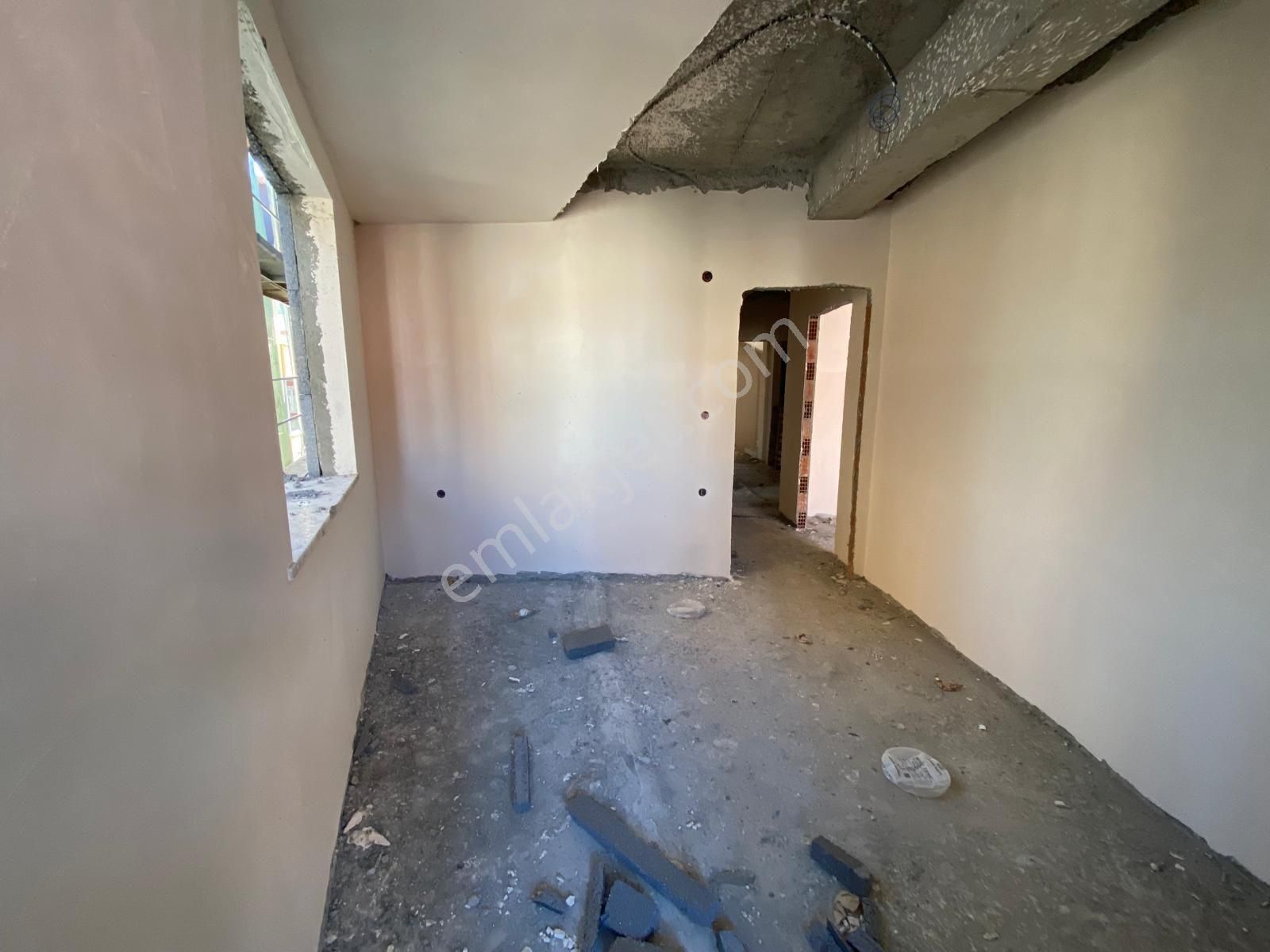 Çekmeköy Hamidiye'de Balkonlu K.otopark Ferah 2+1 Satılık Daire - Görsel 13