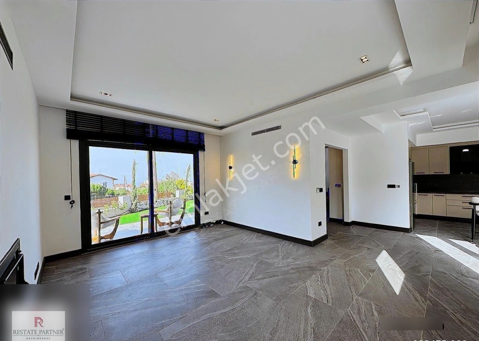 Kıbrıs Girne Alsancak 4+1 Satılık Villa - Görsel 24