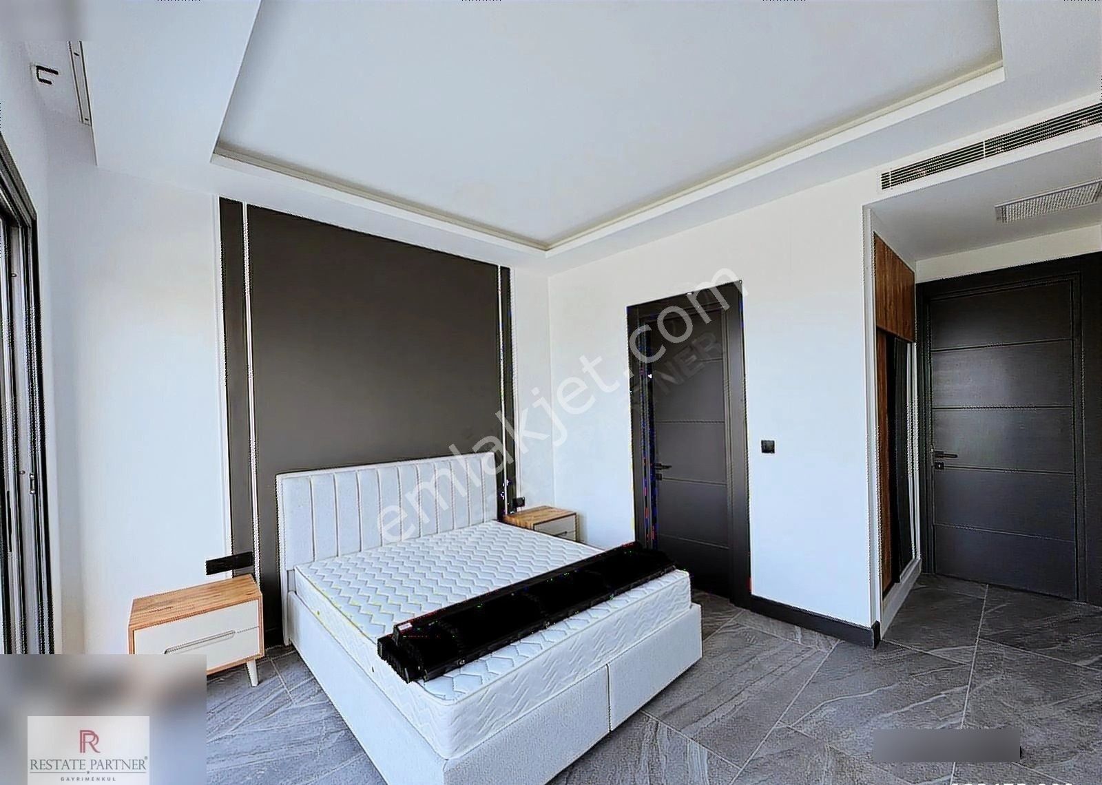 Kıbrıs Girne Alsancak 4+1 Satılık Villa - Görsel 28