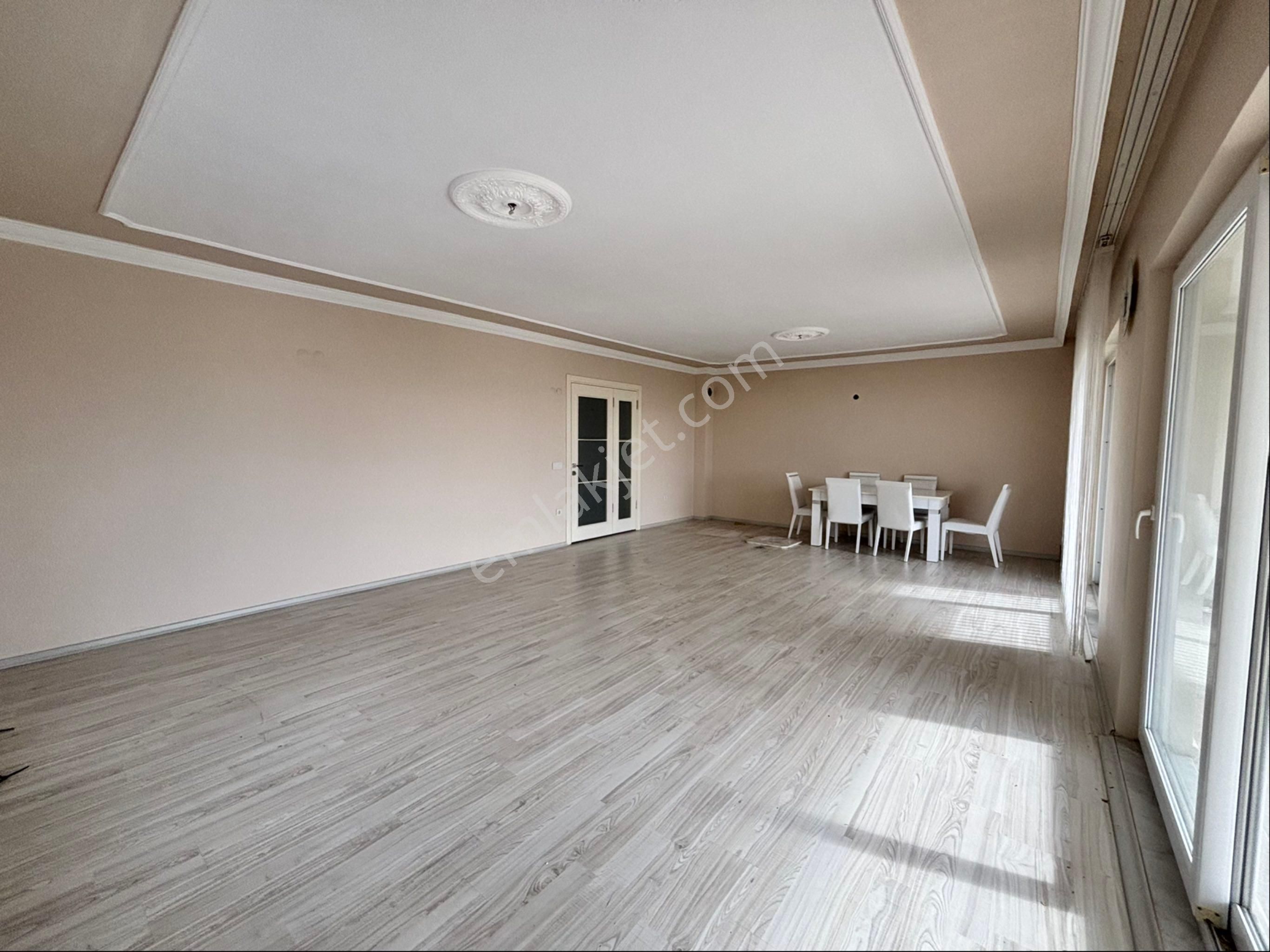 Ege Mahallesi Üner Sitesinde Deniz Manzaralı 3+1 Kiralık Daire - Görsel 22