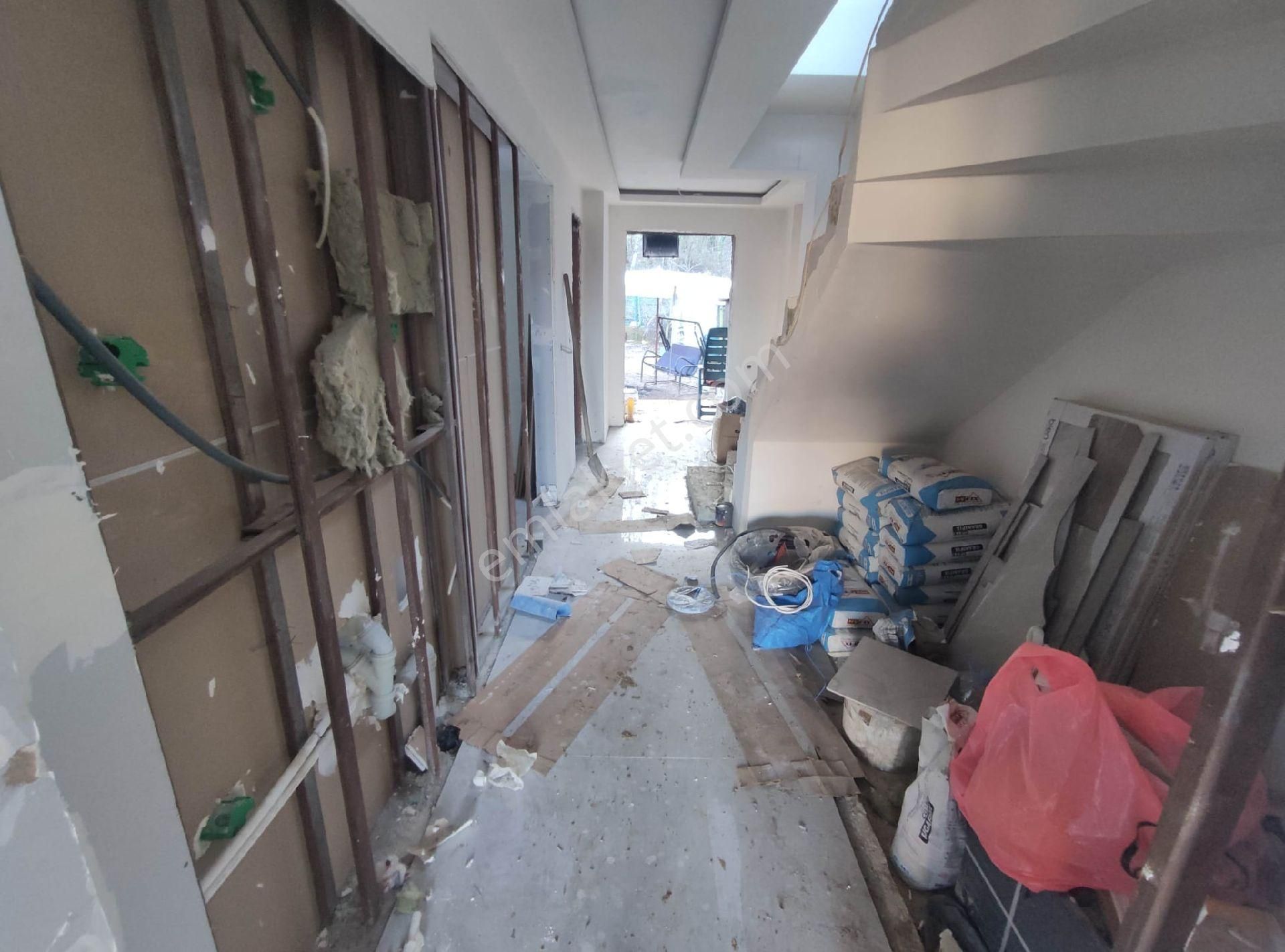 Şile Satmazlı'da Lüks 5+2 Takaslı Orman Manzaralı Müstakil Villa - Görsel 9