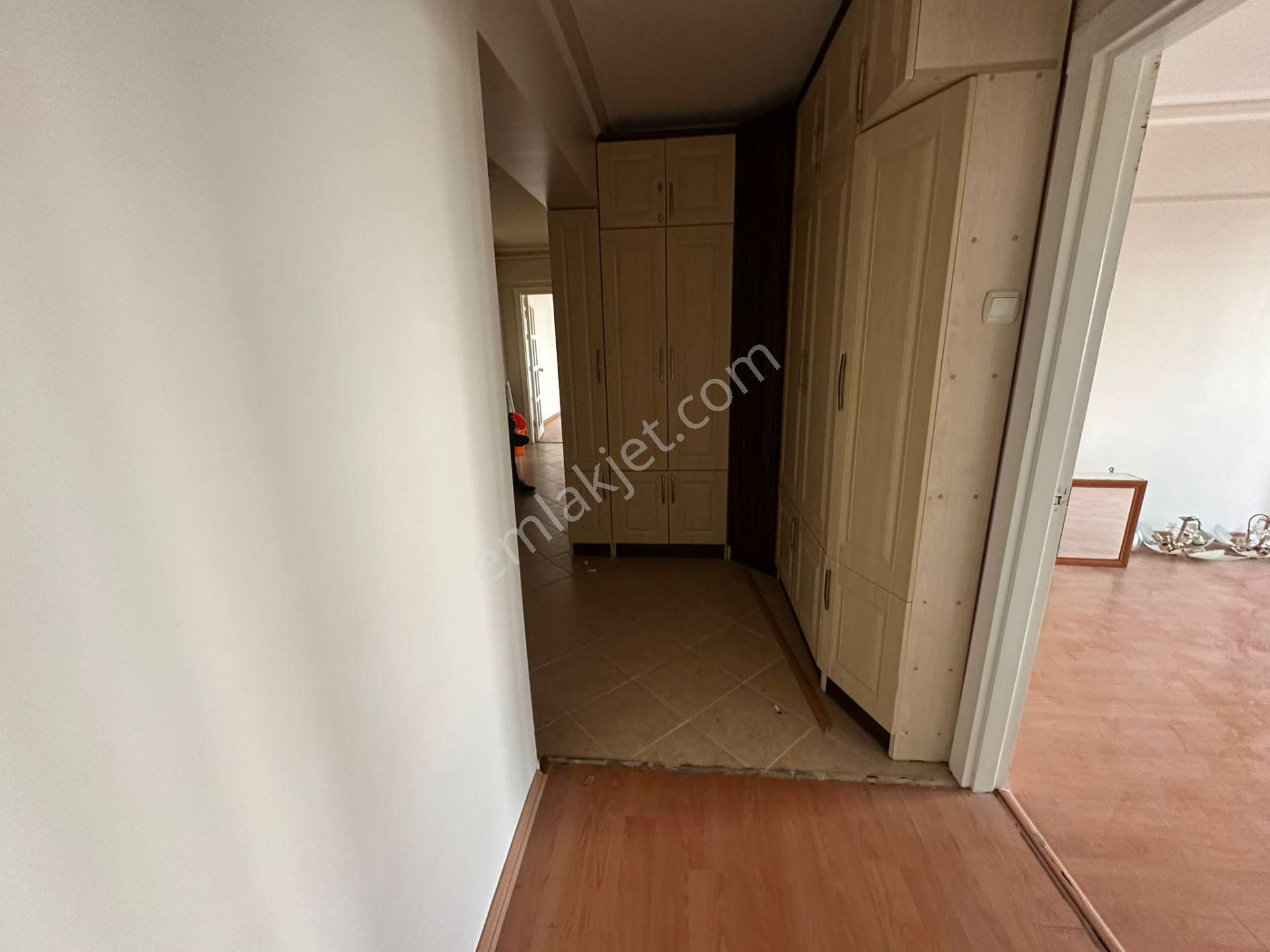 Bölgenin En Prestijli Konutlarında Ayaş Yolu Üzeri 3+1 Geniş M² - Görsel 30